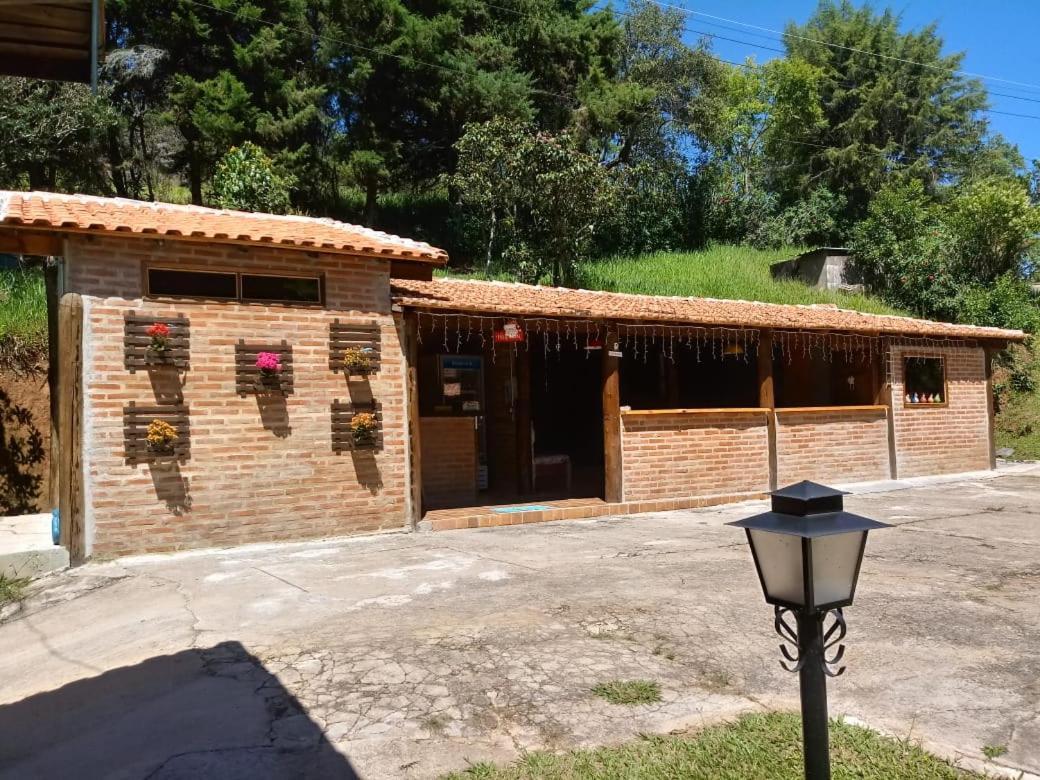 Pousada Recanto Dos Passaros Cunha Exterior foto